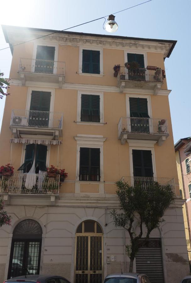 Il Cielo In Una Stanza La Spezia Bagian luar foto